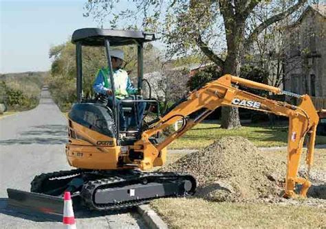 case cx27 mini excavator w 18 inch bucket|case cx27b dimensions.